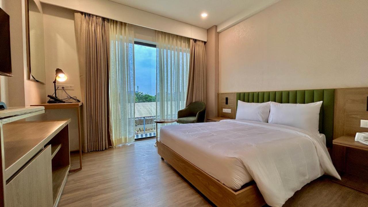 Hotel Limon & Banquet Sector 29, Gurgáon Kültér fotó