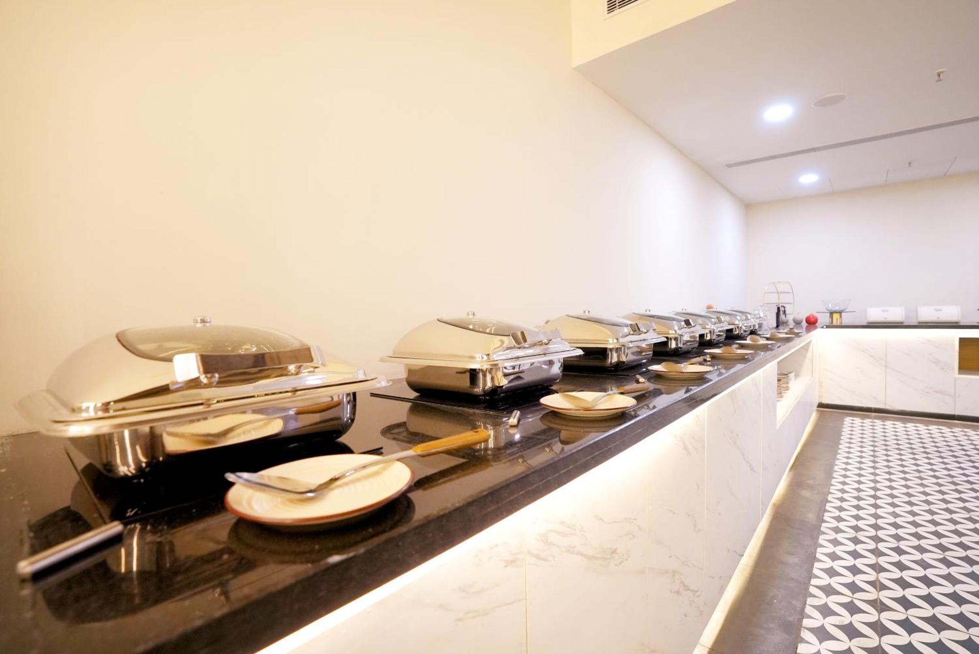 Hotel Limon & Banquet Sector 29, Gurgáon Kültér fotó