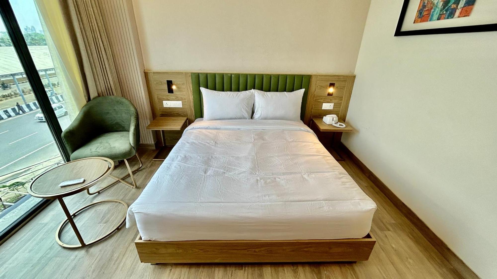 Hotel Limon & Banquet Sector 29, Gurgáon Kültér fotó